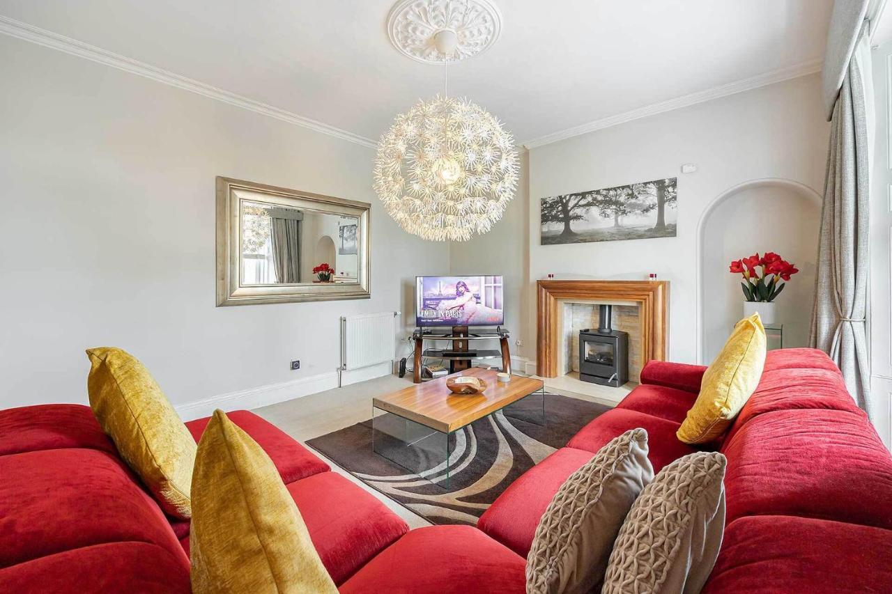 Carmel Apartments Falkirk Ruang foto